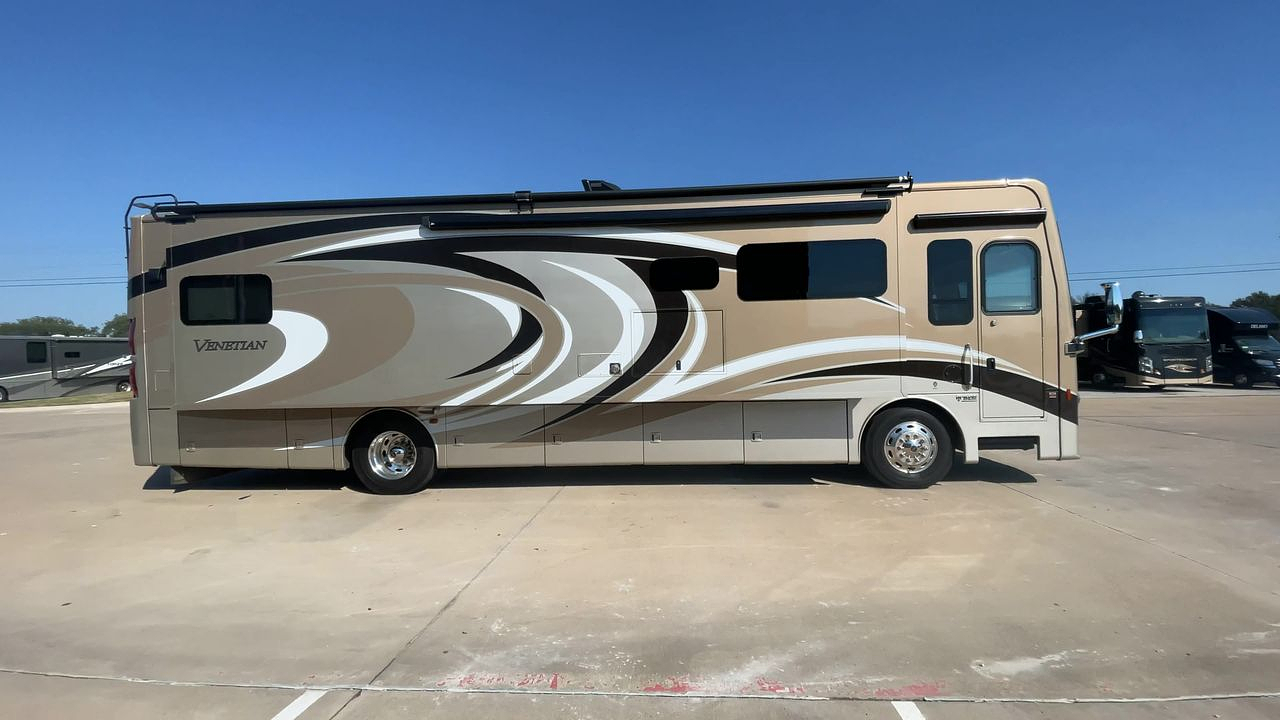 2017 THOR VENETIAN 37