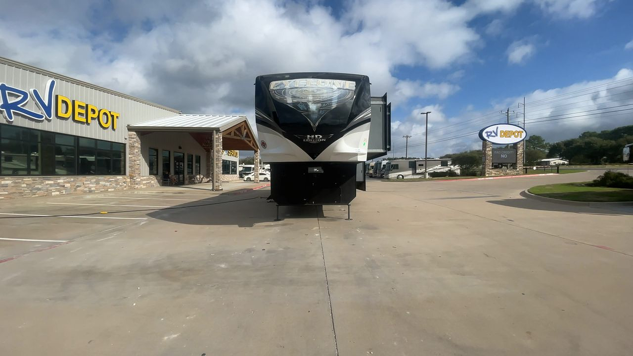 2020 HEARTLAND CYCLONE 4007