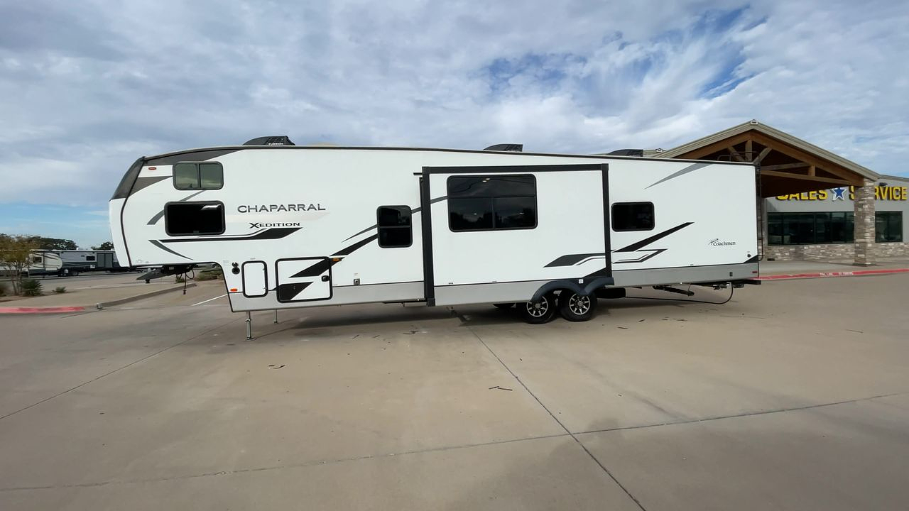 2023 FOREST RIVER CHAPARRAL 355FBX