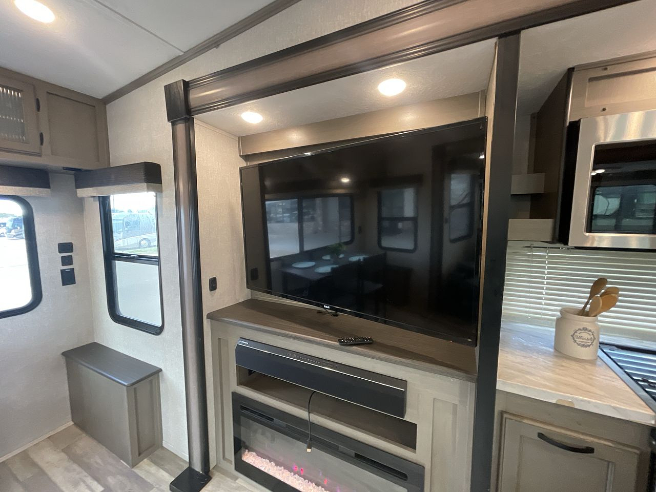 2023 FOREST RIVER CHAPARRAL 393MBX