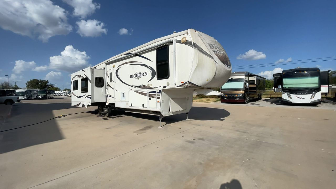 2013 HEARTLAND BIGHORN 3585RL