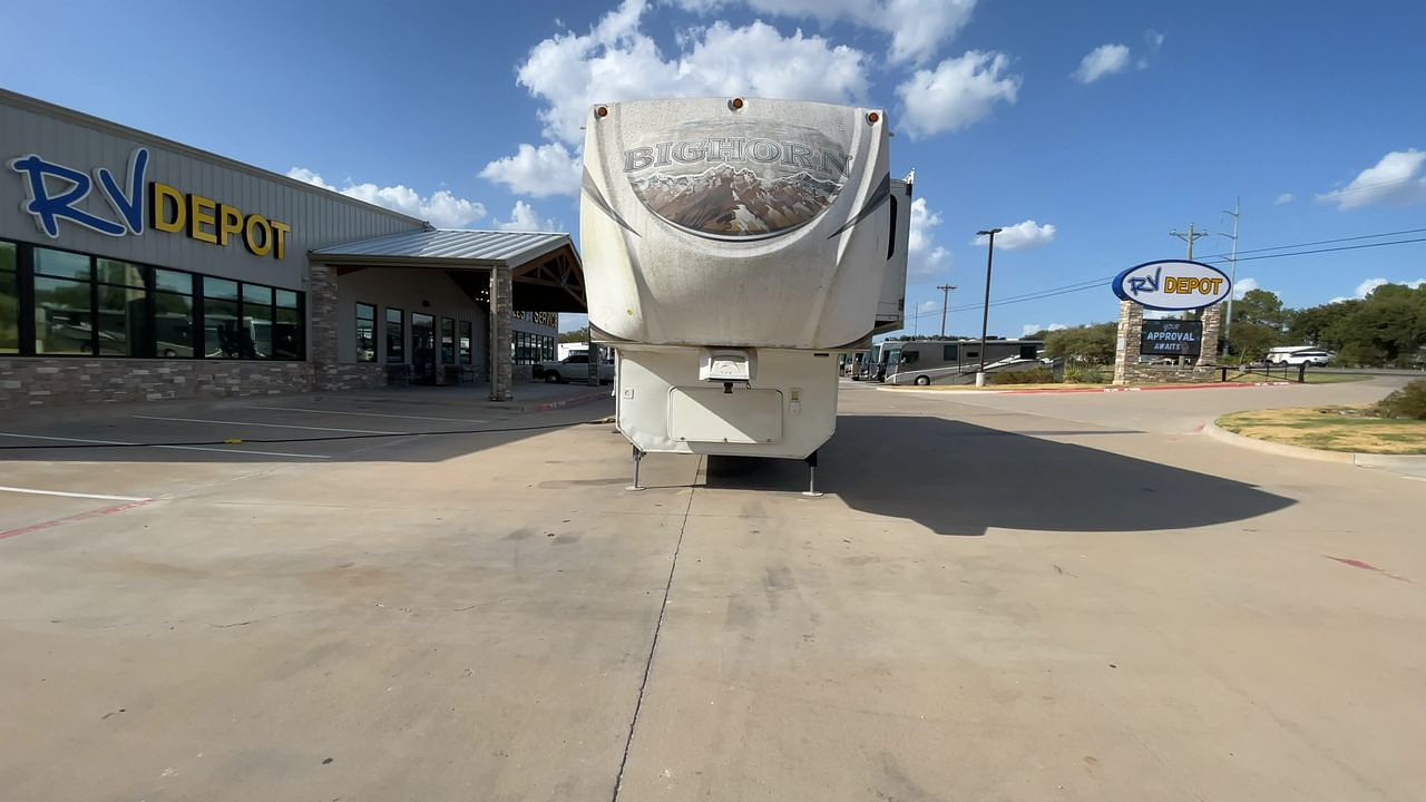 2013 HEARTLAND BIGHORN 3585RL