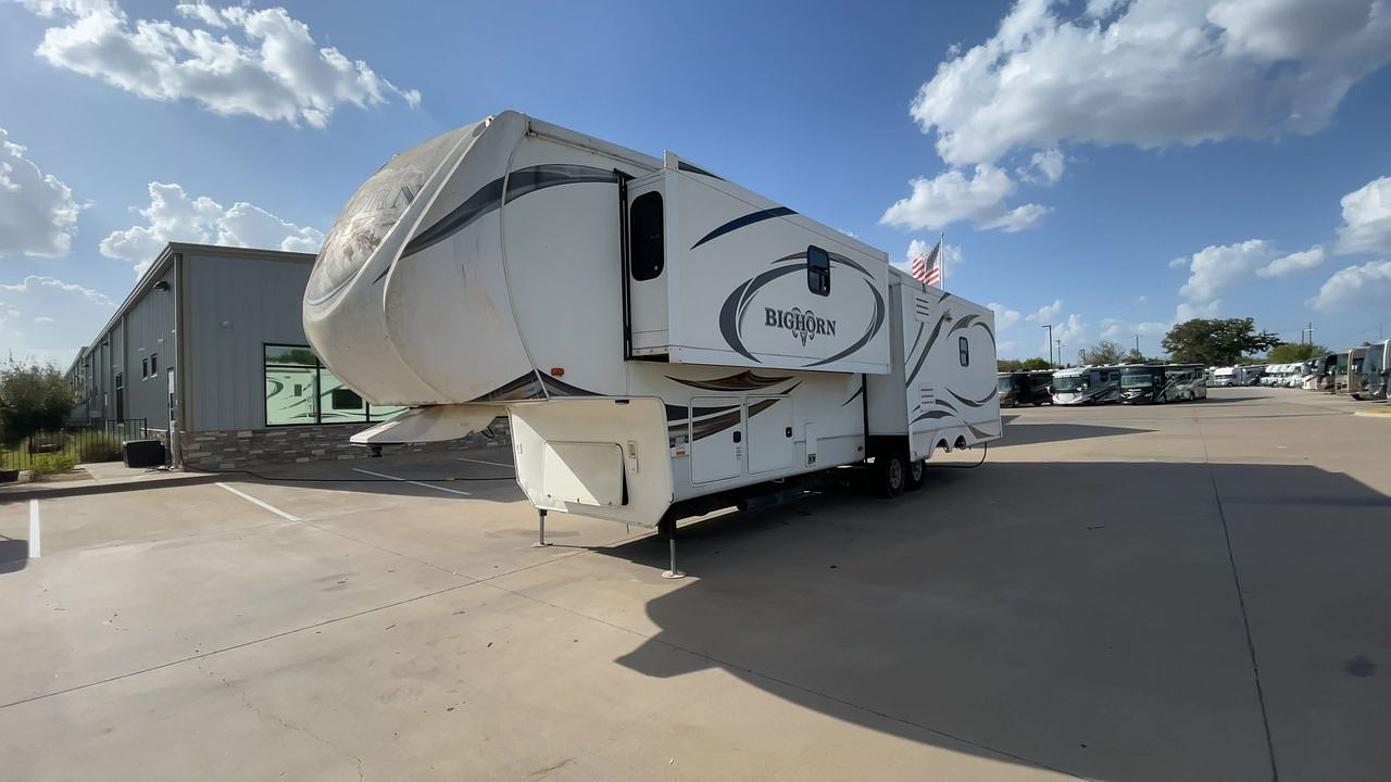 2013 HEARTLAND BIGHORN 3585RL