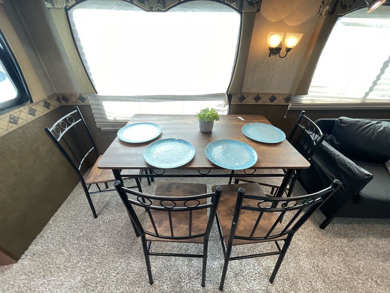 2013 HEARTLAND BIGHORN 3585RL