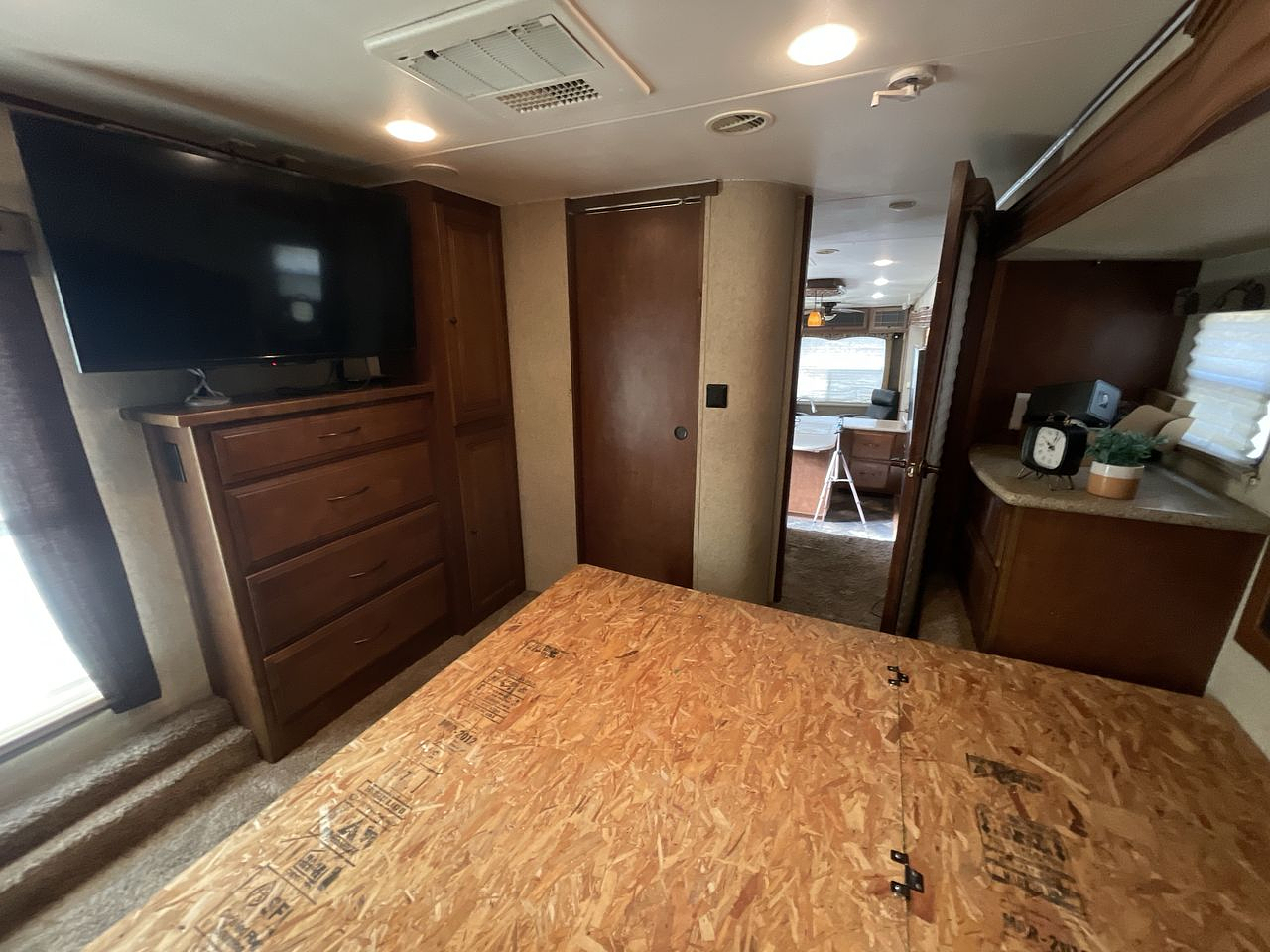 2013 HEARTLAND BIGHORN 3585RL