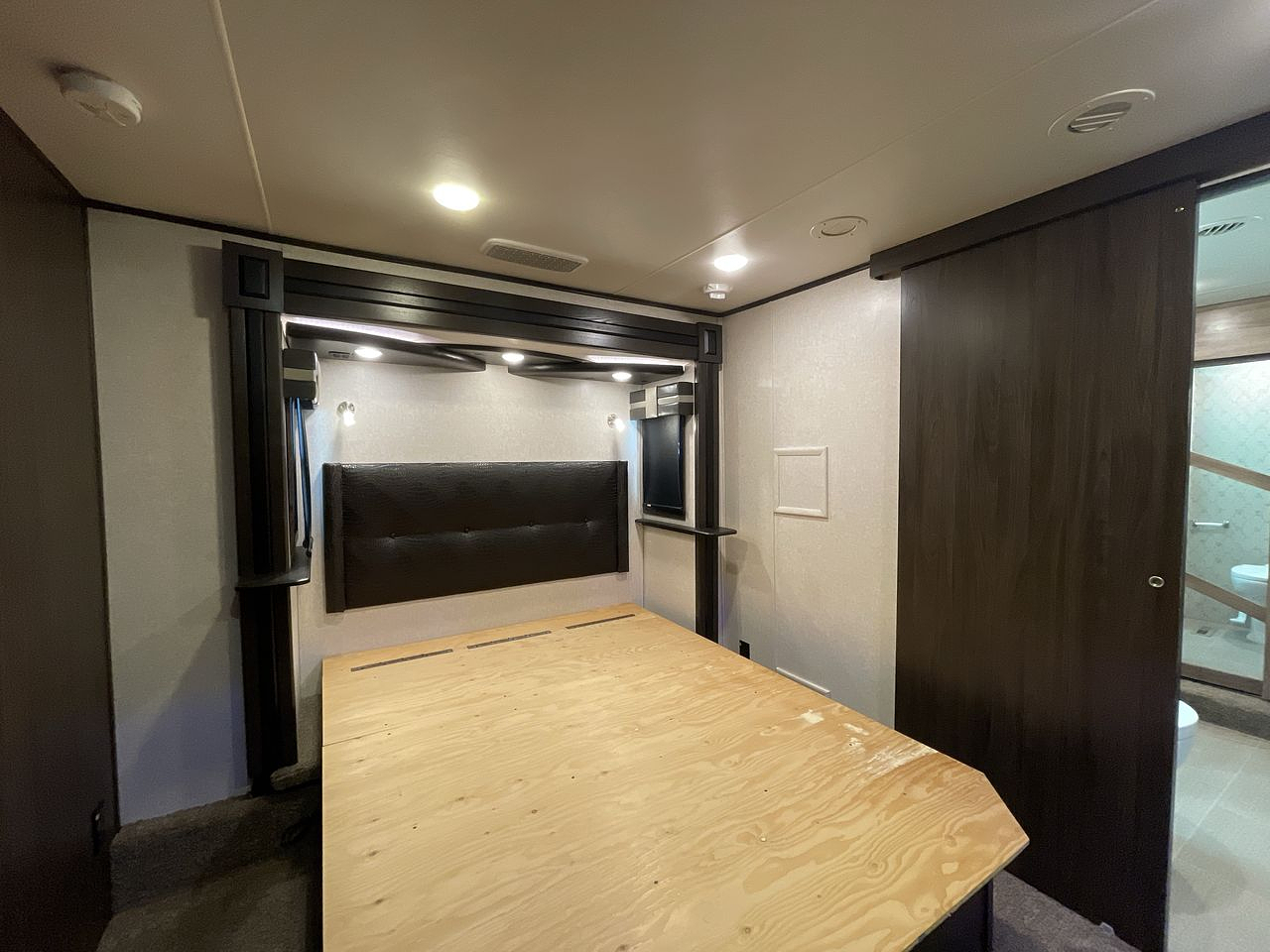 2018 JAYCO SEISMIC 4250
