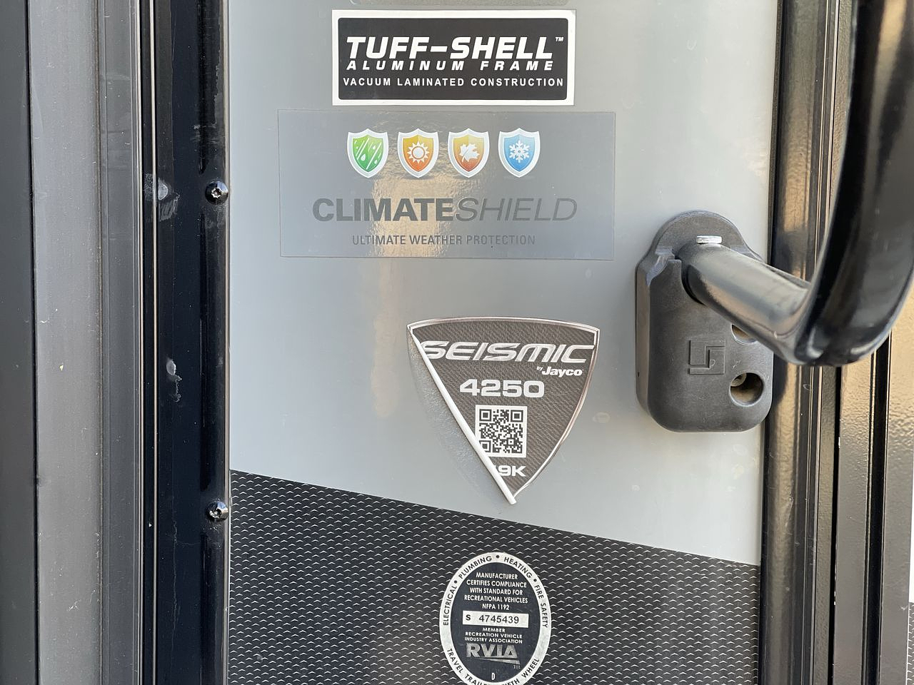2018 JAYCO SEISMIC 4250