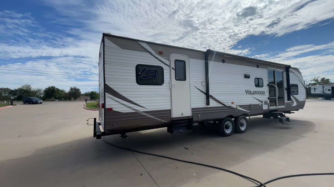 2015 FOREST RIVER WILDWOOD 36BHBS