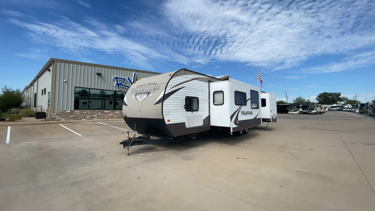 2015 FOREST RIVER WILDWOOD 36BHBS
