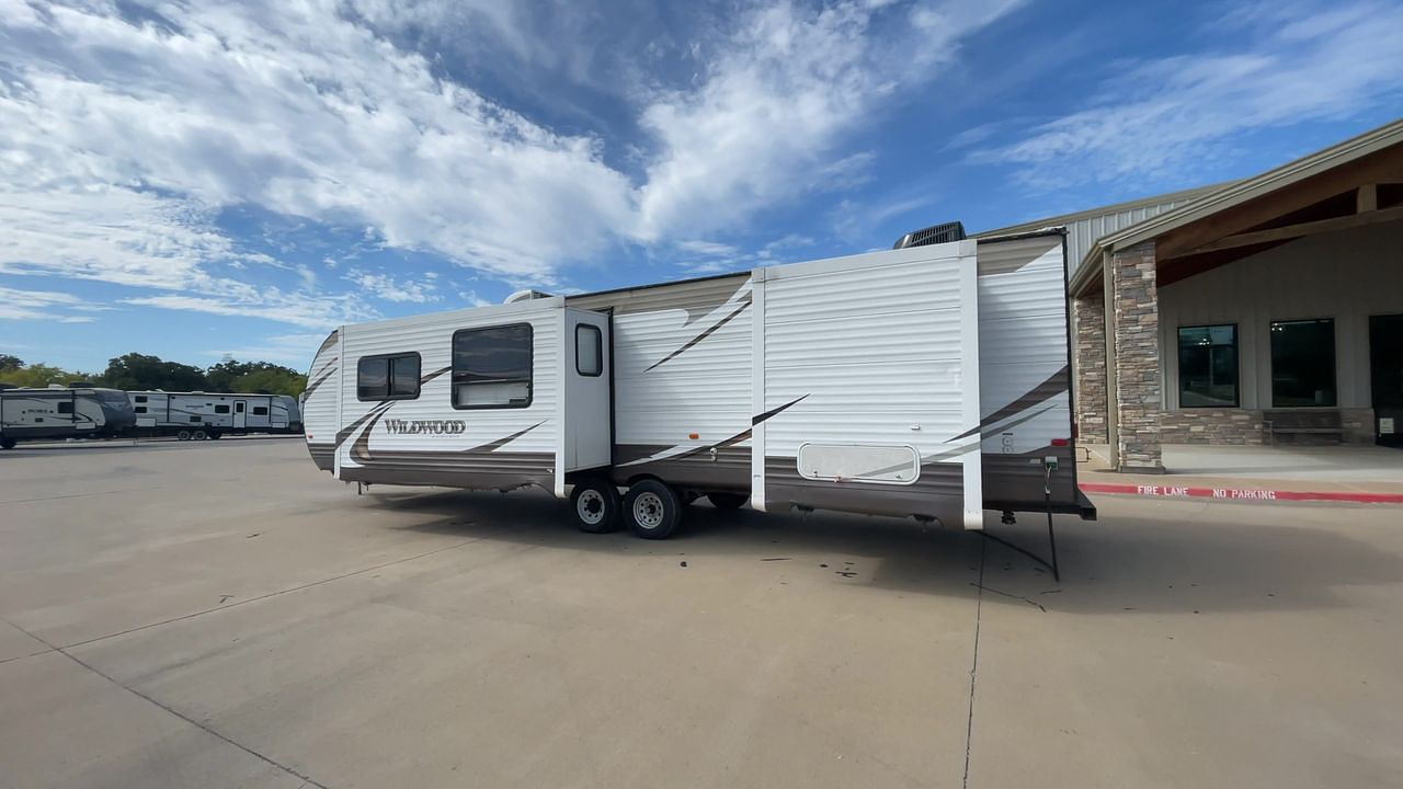 2015 FOREST RIVER WILDWOOD 36BHBS
