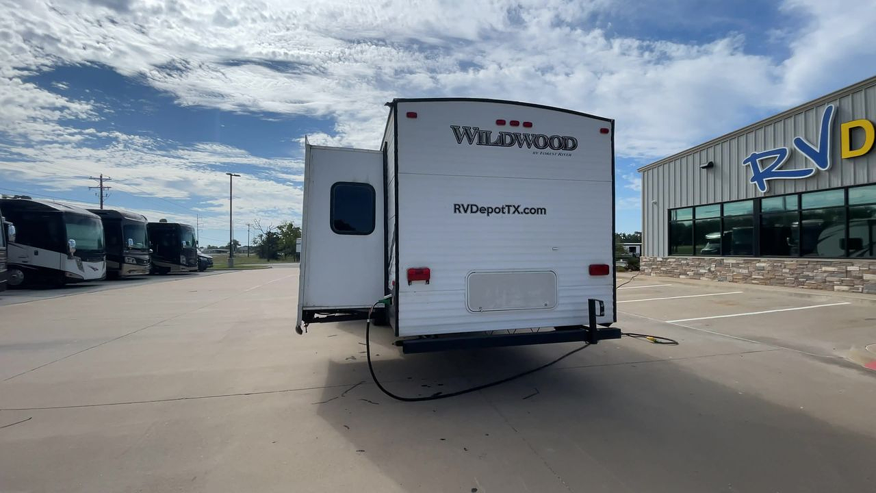 2015 FOREST RIVER WILDWOOD 36BHBS