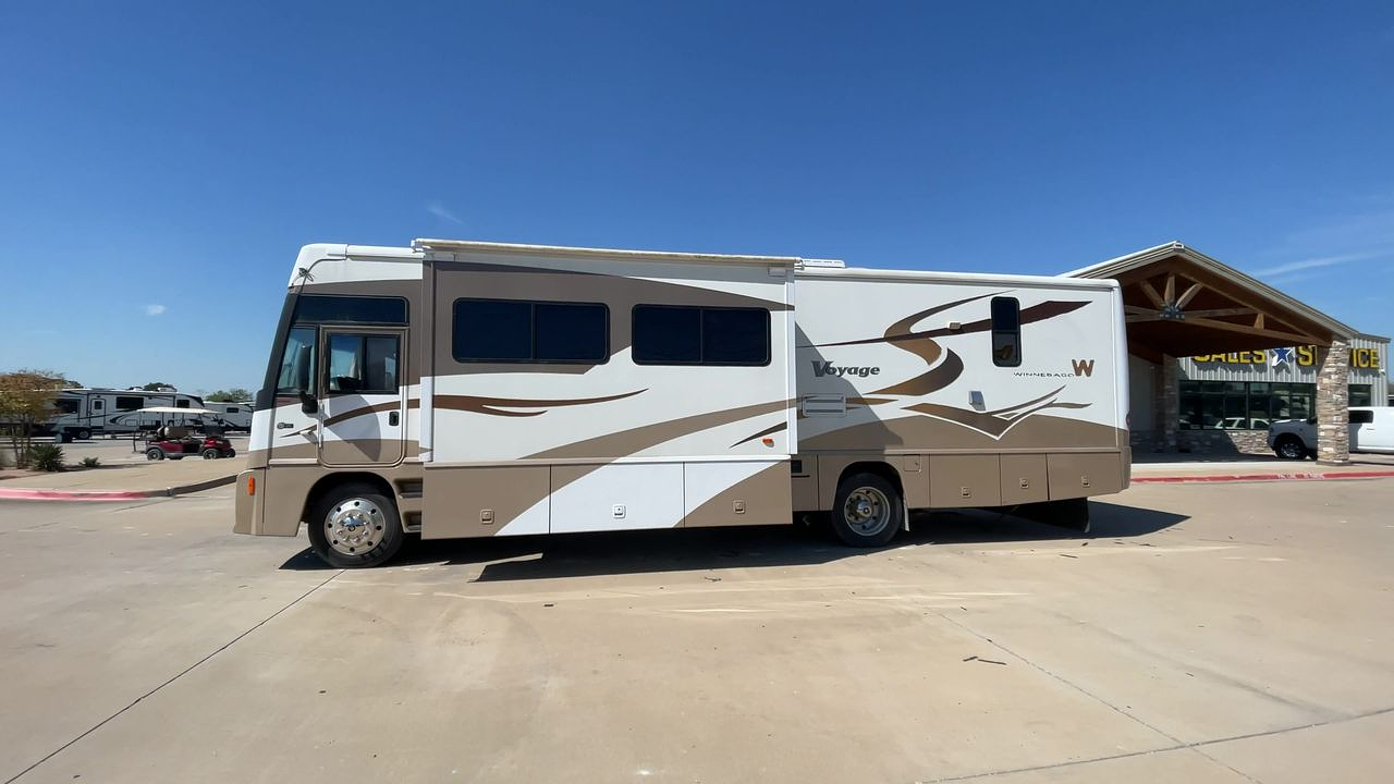 2008 WINNEBAGO VOYAGE 35A