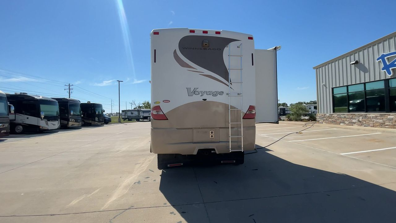 2008 WINNEBAGO VOYAGE 35A