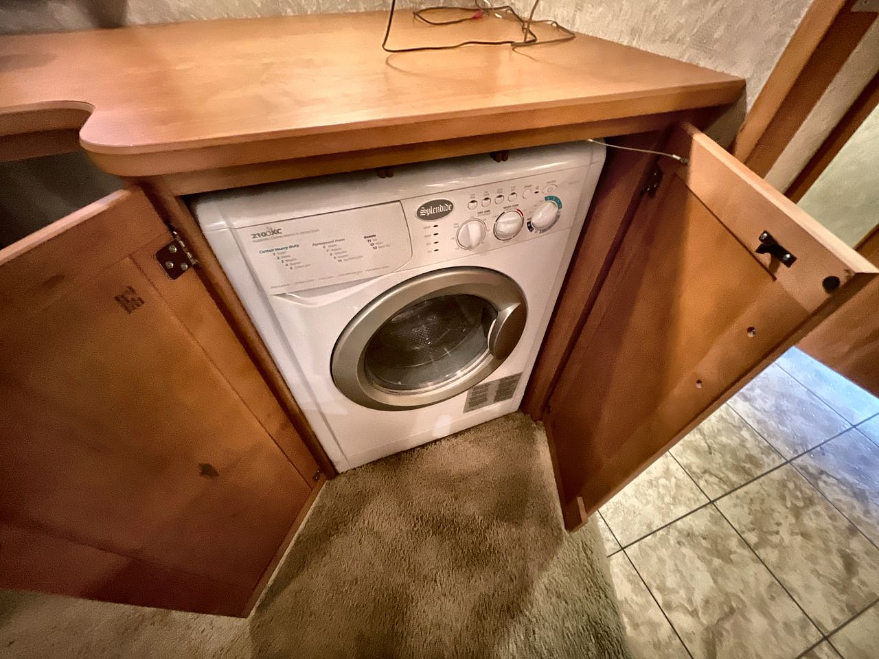 2008 WINNEBAGO VOYAGE 35A