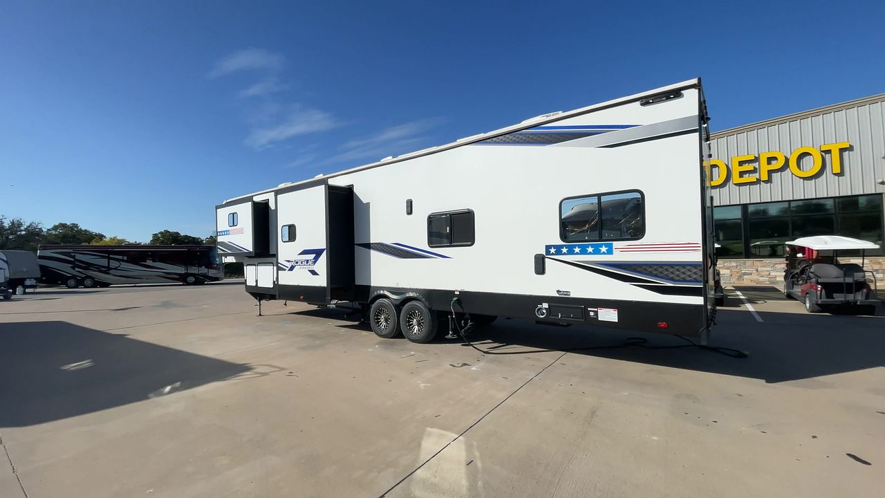 2024 FOREST RIVER ROGUE ARMORED 383G2