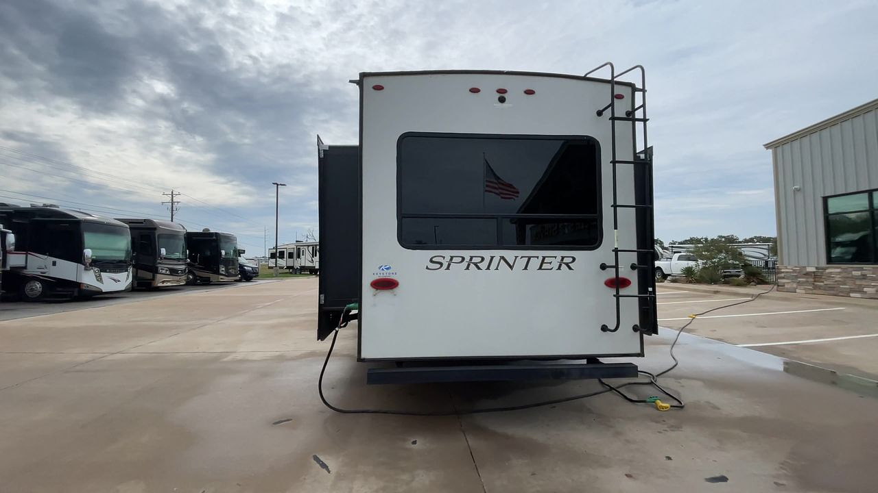 2022 KEYSTONE SPRINTER 3590LFT