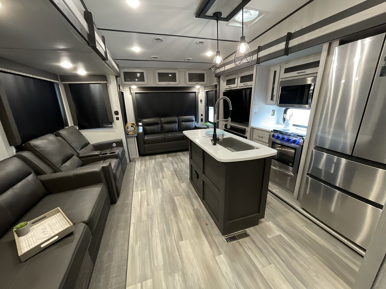 2022 KEYSTONE SPRINTER 3590LFT