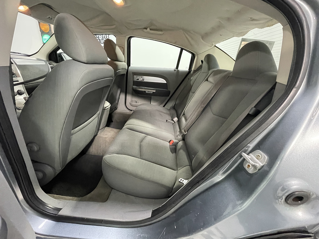 2007 Chrysler SEBRING Located at Dave's GreenLight Auto Sales slide-image