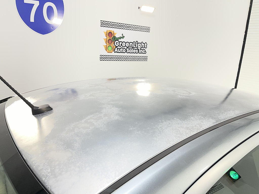 2007 Chrysler SEBRING Located at Dave's GreenLight Auto Sales slide-image