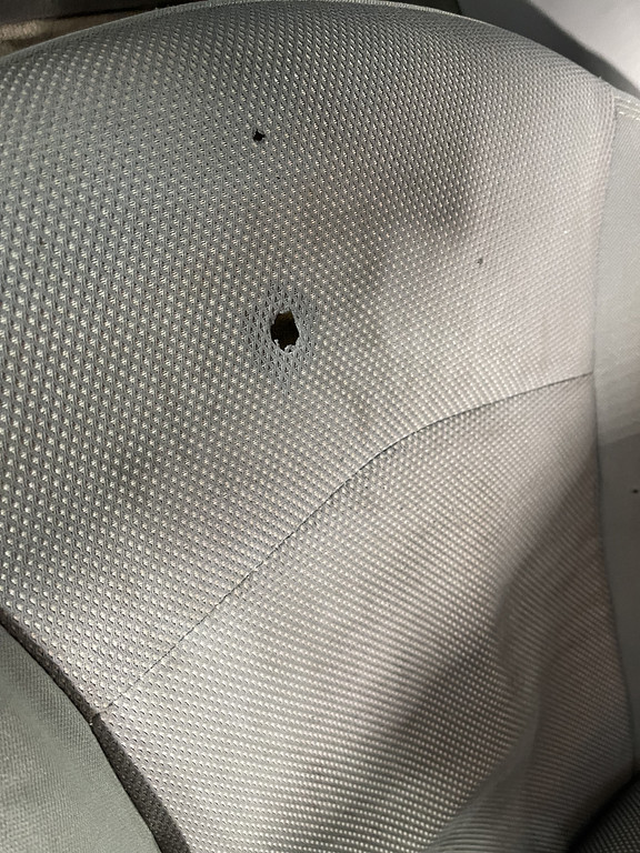 2007 Chrysler SEBRING Located at Dave's GreenLight Auto Sales light-box-slides