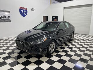 2019 Hyundai SONATA LIMITED SPOR Located at Dave's GreenLight Auto Sales Thumbnail - 2019 Hyundai SONATA LIMITED SPOR