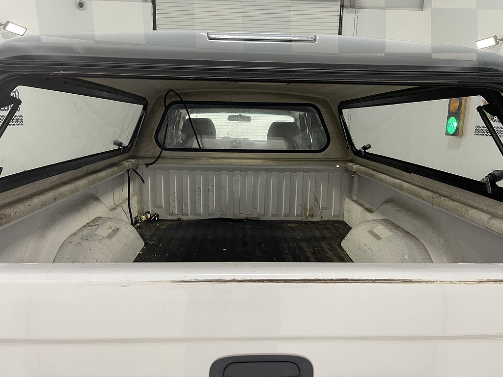 2011 Dodge DAKOTA Located at Dave's GreenLight Auto Sales slide-image