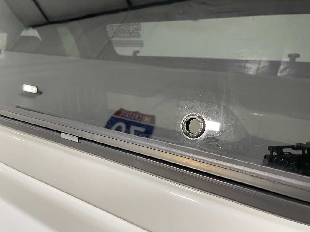 2011 Dodge DAKOTA Located at Dave's GreenLight Auto Sales slide-image