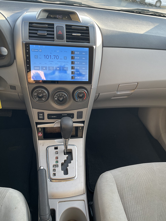 2013 Toyota Corolla BASE S LE Located at Dave's GreenLight Auto Sales light-box-slides