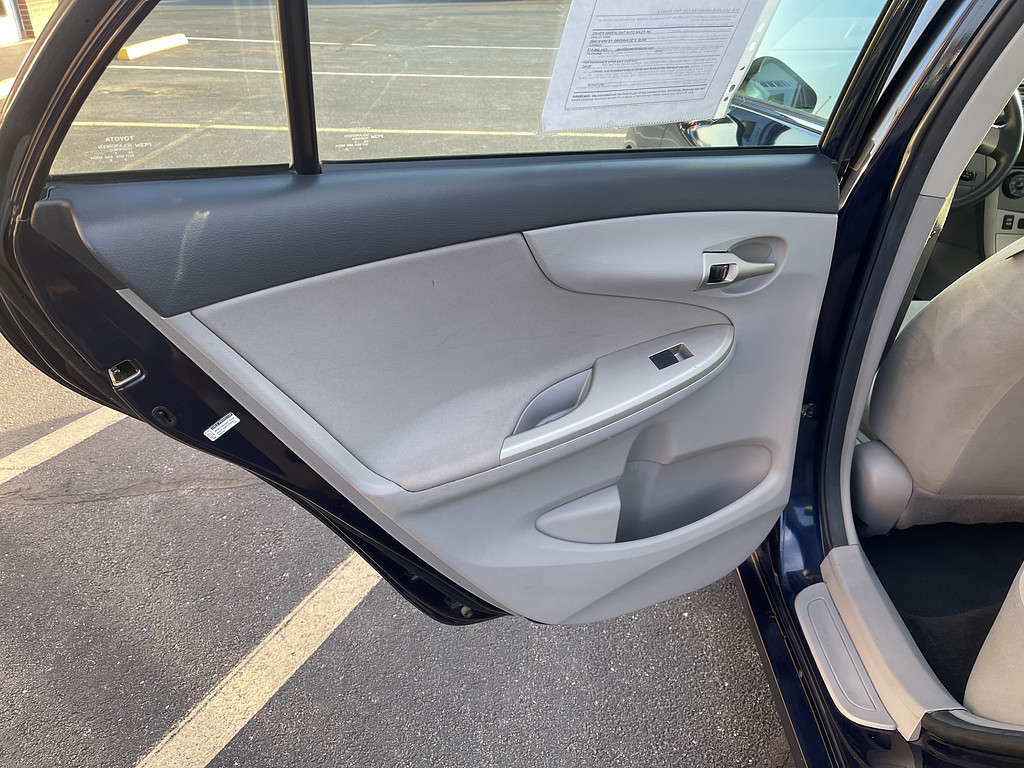 2013 Toyota Corolla BASE S LE Located at Dave's GreenLight Auto Sales light-box-slides