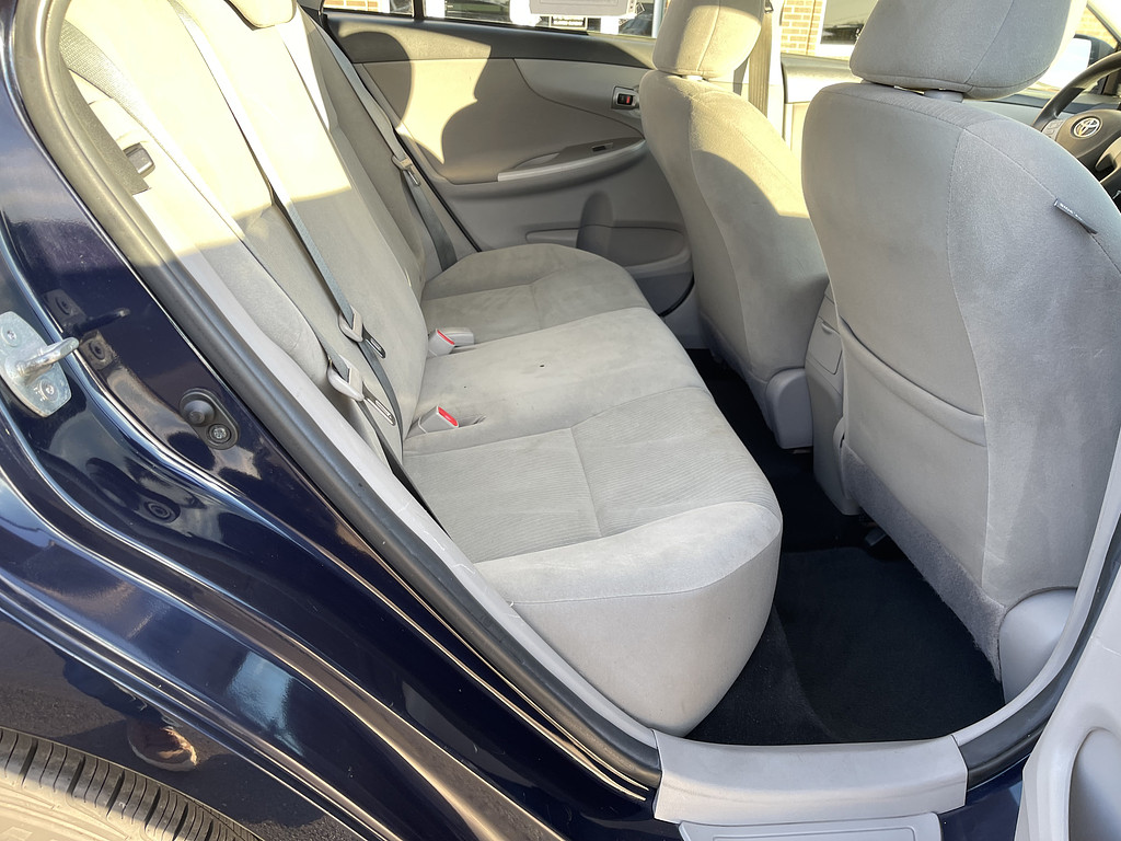 2013 Toyota Corolla BASE S LE Located at Dave's GreenLight Auto Sales light-box-slides