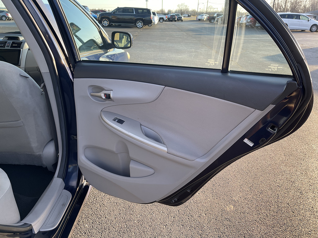 2013 Toyota Corolla BASE S LE Located at Dave's GreenLight Auto Sales light-box-slides