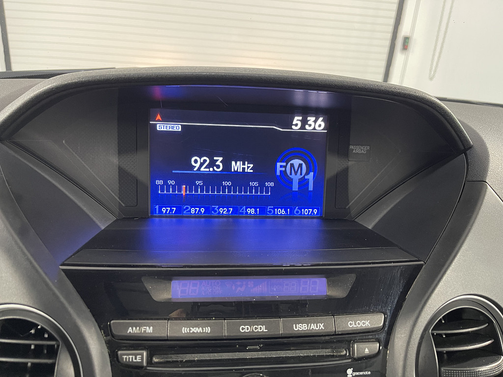 2015 Honda PILOT EXL Located at Dave's GreenLight Auto Sales slide-image