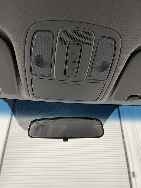 2015 Kia Soul base Located at Dave's GreenLight Auto Sales slide-image