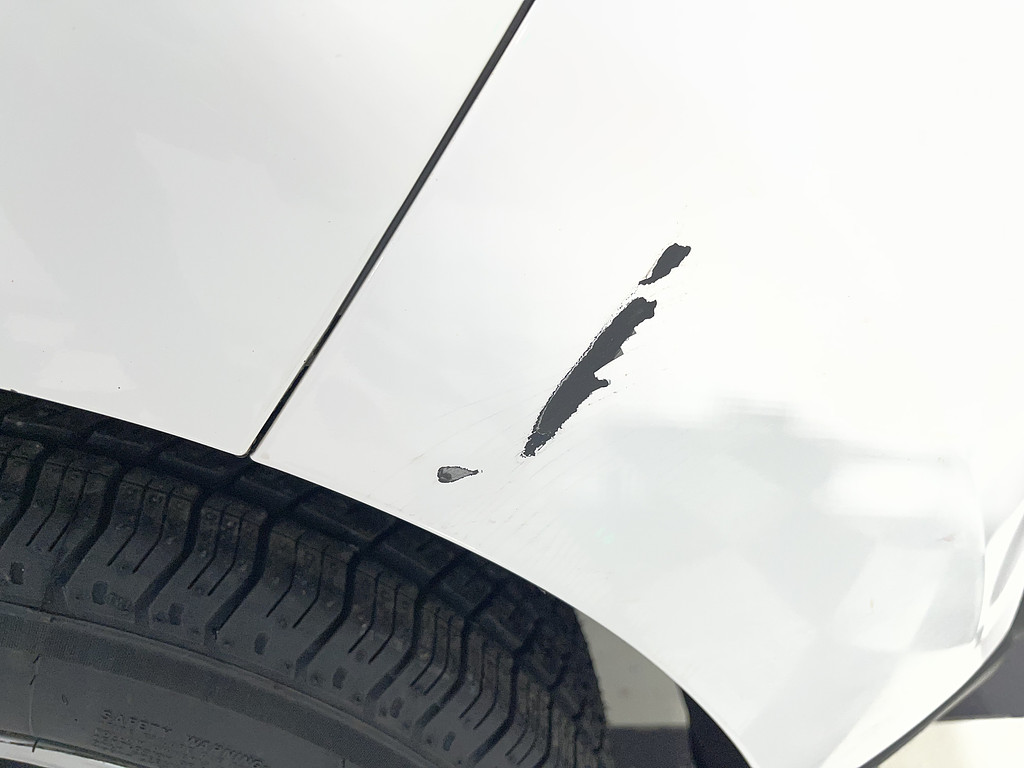 2015 Kia Soul base Located at Dave's GreenLight Auto Sales slide-image