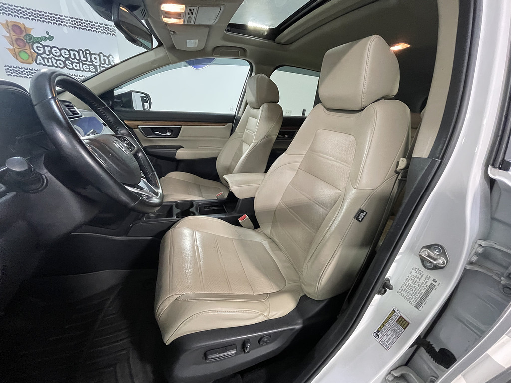 2018 Honda CR-V EX-L Located at Dave's GreenLight Auto Sales light-box-slides
