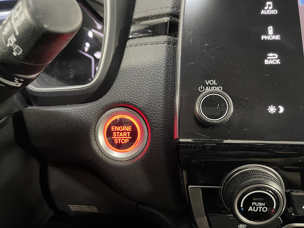 2018 Honda CR-V EX-L Located at Dave's GreenLight Auto Sales slide-image