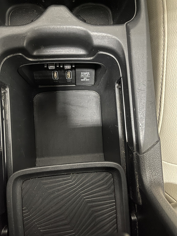 2018 Honda CR-V EX-L Located at Dave's GreenLight Auto Sales light-box-slides