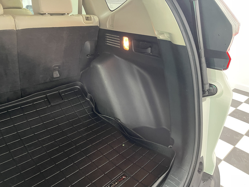 2018 Honda CR-V EX-L Located at Dave's GreenLight Auto Sales slide-image