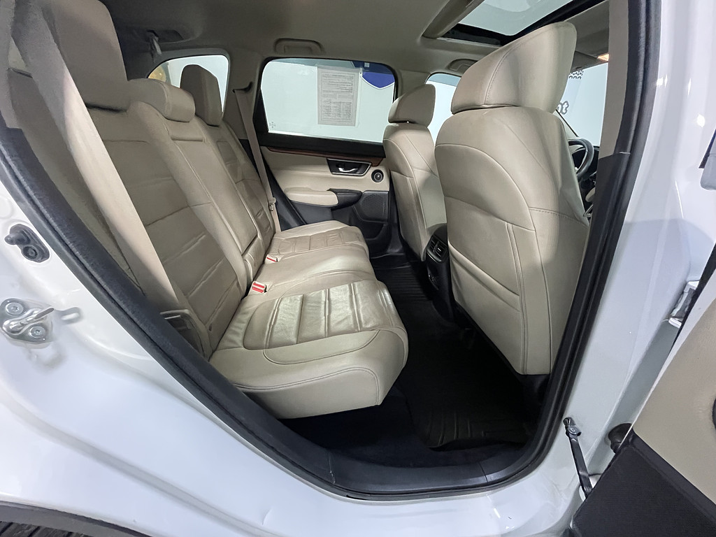 2018 Honda CR-V EX-L Located at Dave's GreenLight Auto Sales slide-image
