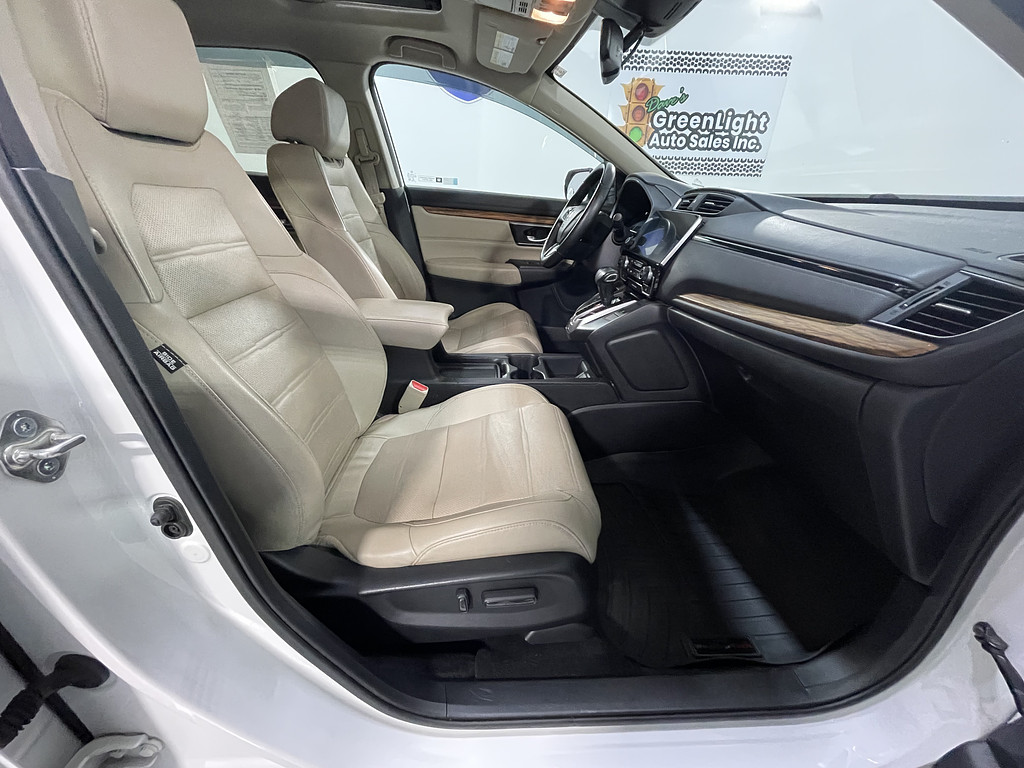 2018 Honda CR-V EX-L Located at Dave's GreenLight Auto Sales slide-image