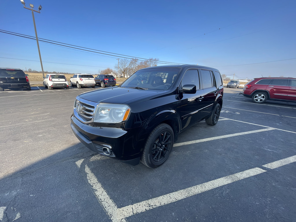 2014 Honda PILOT EX Located at Dave's GreenLight Auto Sales slide-image