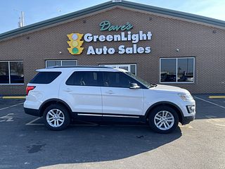 Thumbnail - 2017 Ford Explorer XLT