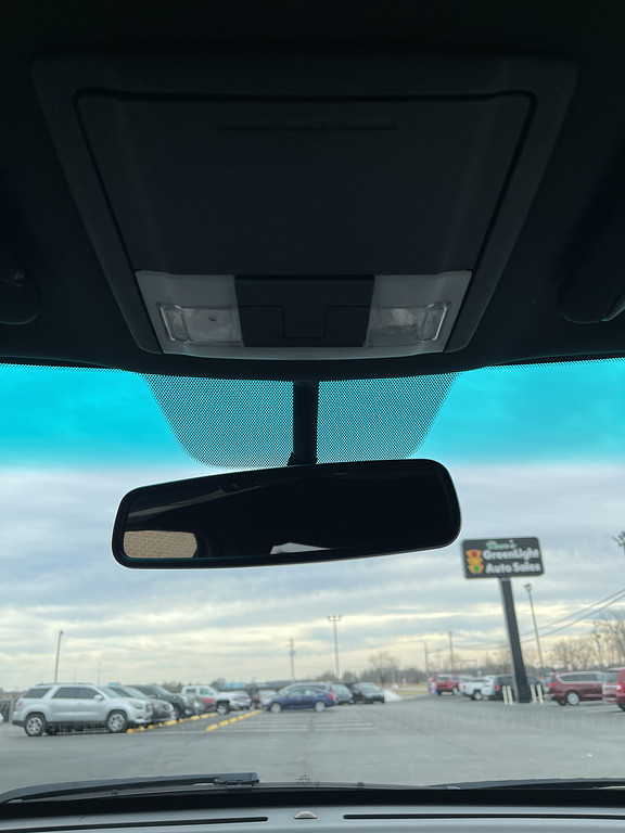 2014 Ford Explorer XLT Located at Dave's GreenLight Auto Sales slide-image