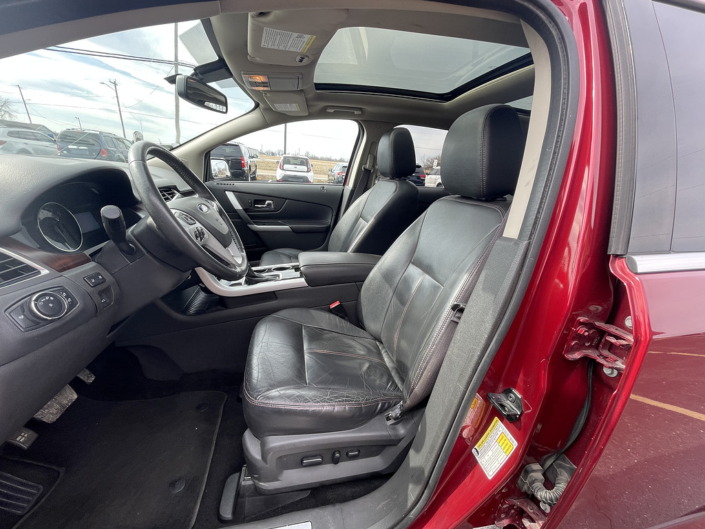 2013 Ford EDGE LIMITED Located at Dave's GreenLight Auto Sales light-box-slides