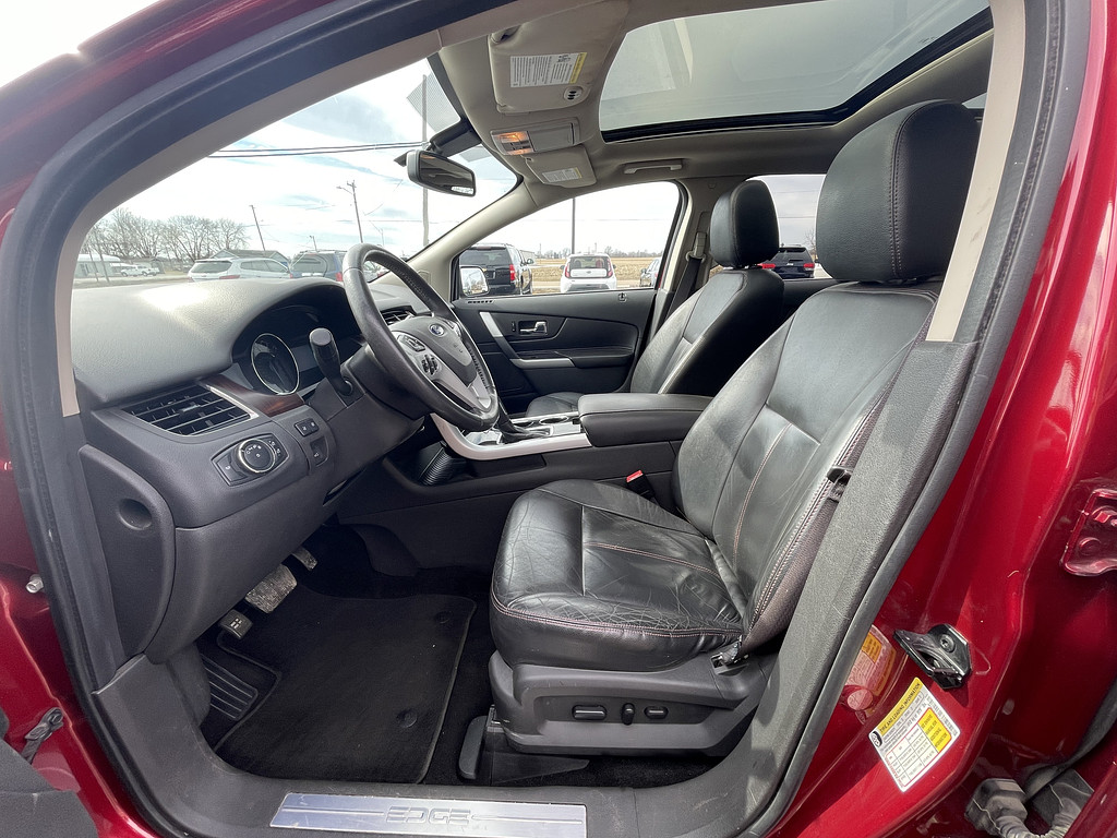 2013 Ford EDGE LIMITED Located at Dave's GreenLight Auto Sales light-box-slides