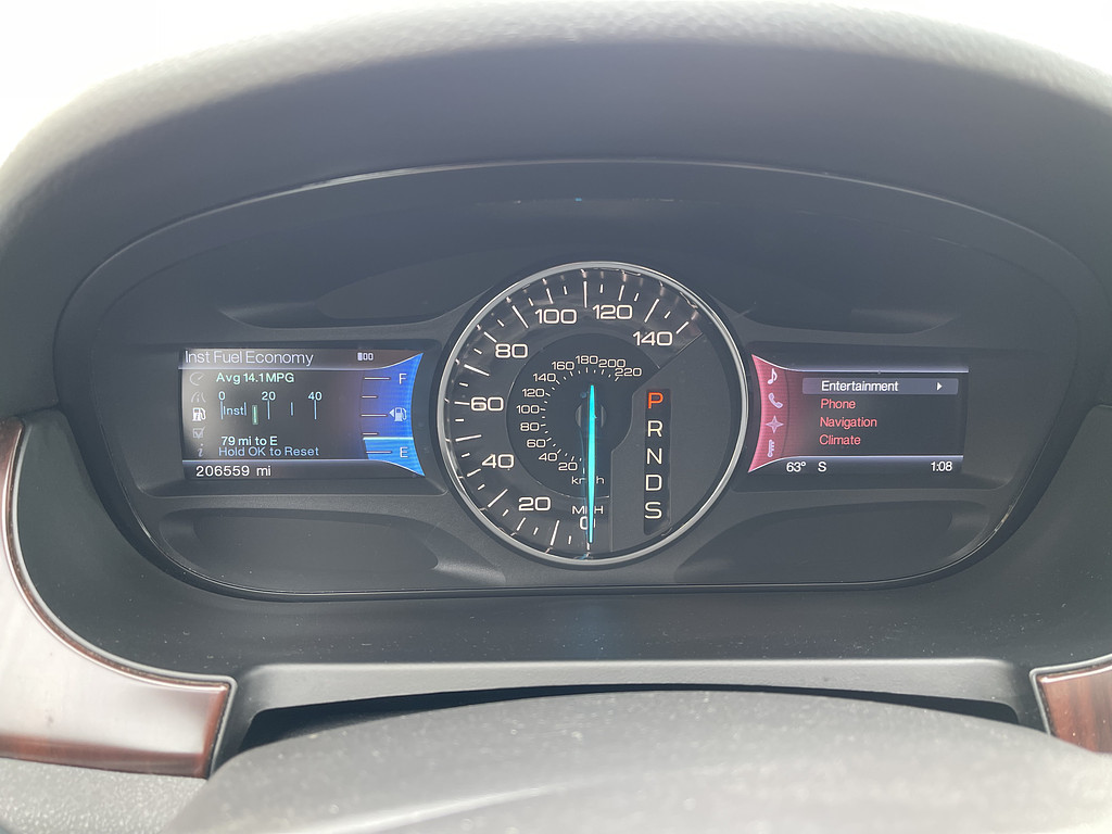 2013 Ford EDGE LIMITED Located at Dave's GreenLight Auto Sales light-box-slides