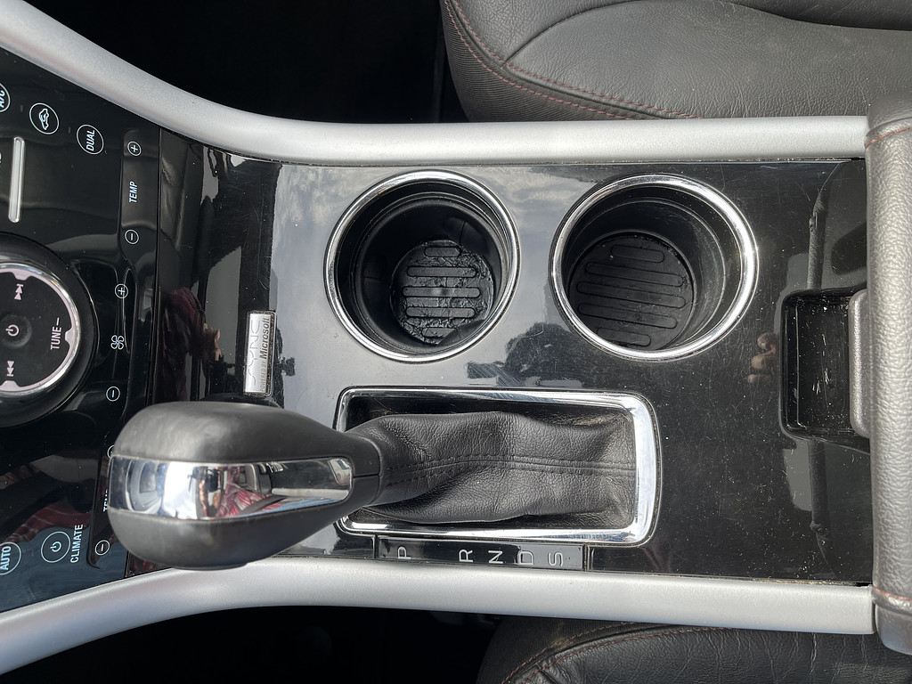 2013 Ford EDGE LIMITED Located at Dave's GreenLight Auto Sales slide-image