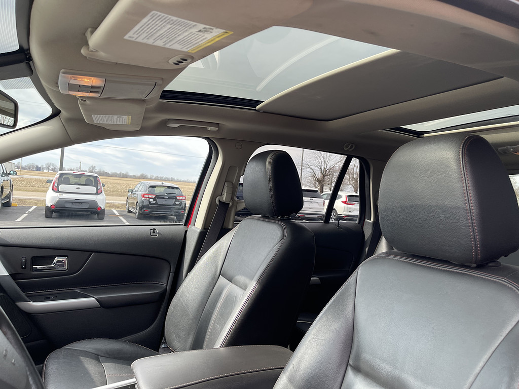 2013 Ford EDGE LIMITED Located at Dave's GreenLight Auto Sales light-box-slides