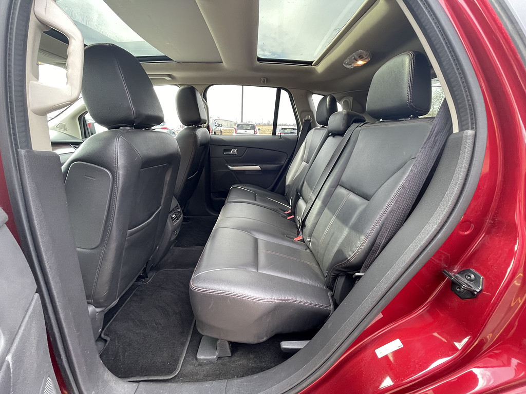 2013 Ford EDGE LIMITED Located at Dave's GreenLight Auto Sales light-box-slides