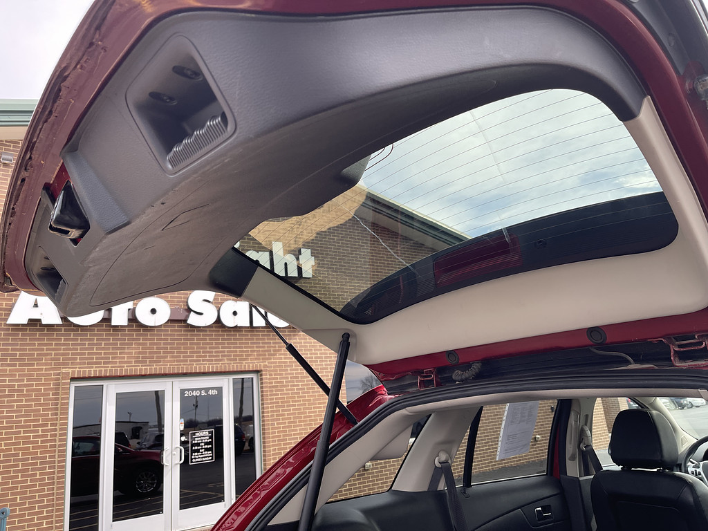 2013 Ford EDGE LIMITED Located at Dave's GreenLight Auto Sales slide-image